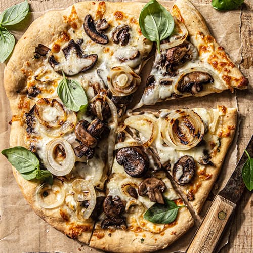 Grilled Mushroom Onion Pizza