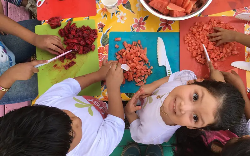 kids learning how to cook